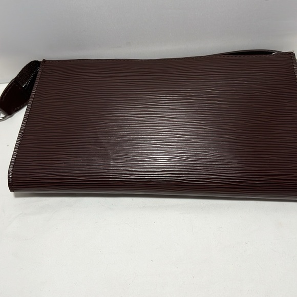 Louis Vuitton Epi pochette - Picture 2 of 7